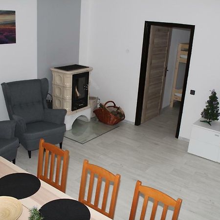 Vila Marianna Дестне в Орлицки хора Екстериор снимка